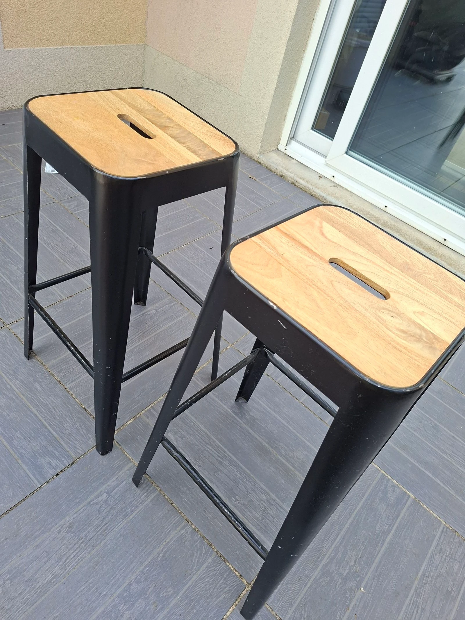 2 taburetes negro de metal y madera altura 69 cm – photo 3